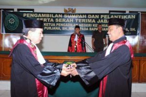 Pelantikan dan Pengambilan Sumpah Janner Purba, SH. sebagai Ketua Pengadilan Negeri Kepahiang